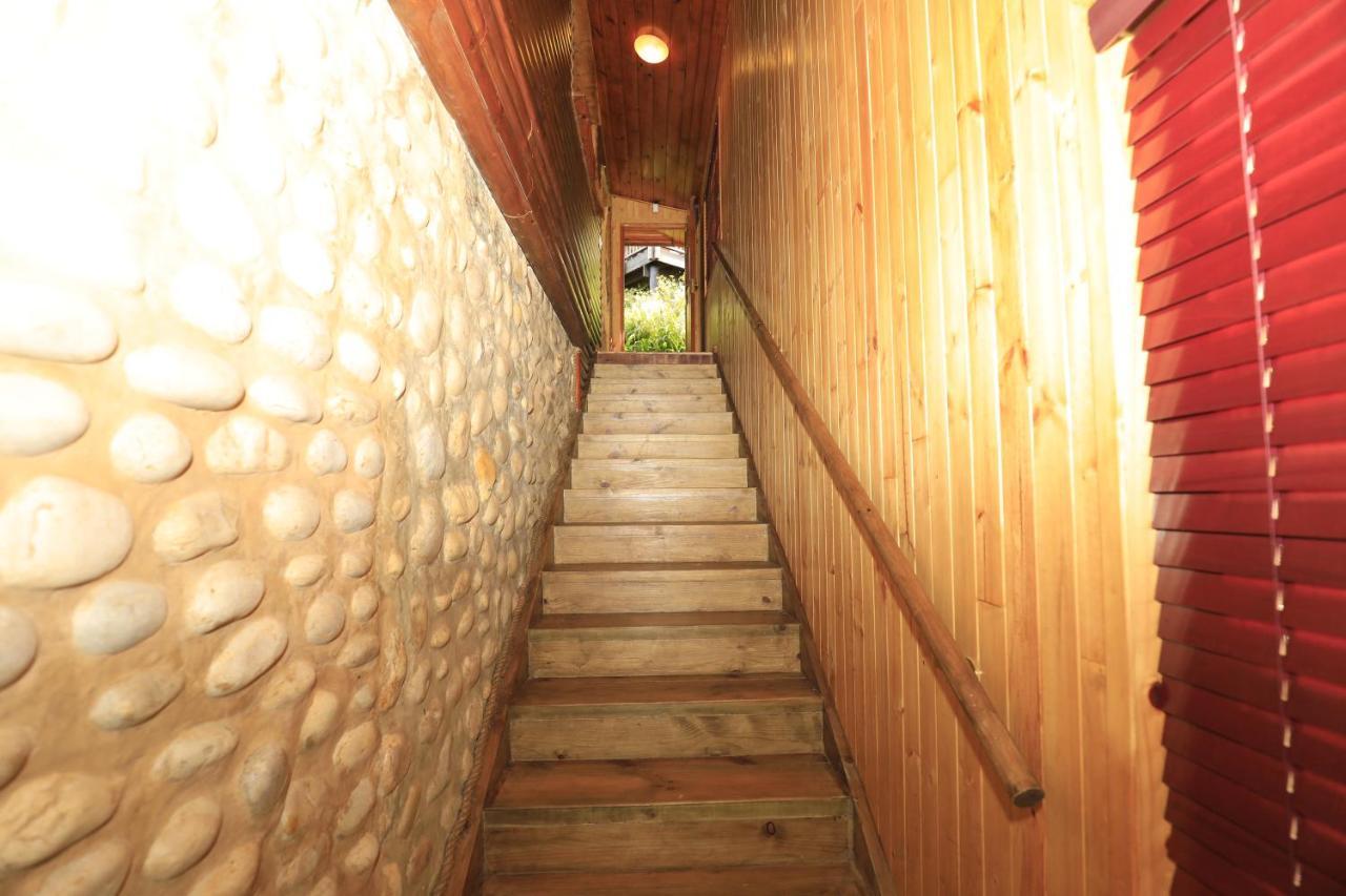 Big Tree House Lodge Книсна Екстер'єр фото
